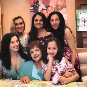 Meet your Posher, Alana